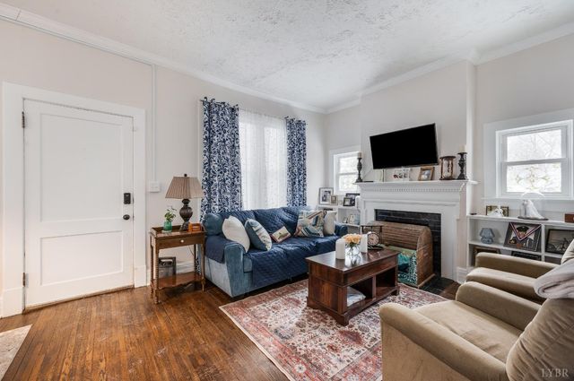 301 Oakridge Boulevard, Lynchburg, VA 24502