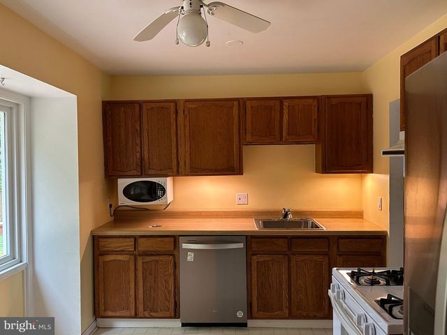 4323 ALTA VISTA DR, Fairfax, VA 22030