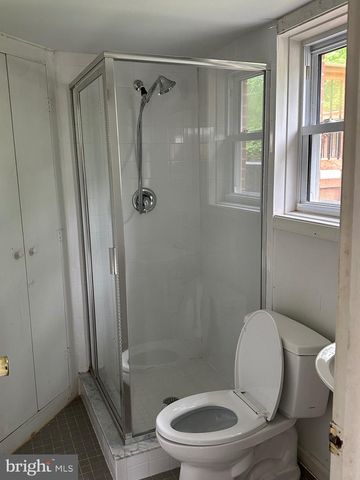 4323 ALTA VISTA DR, Fairfax, VA 22030