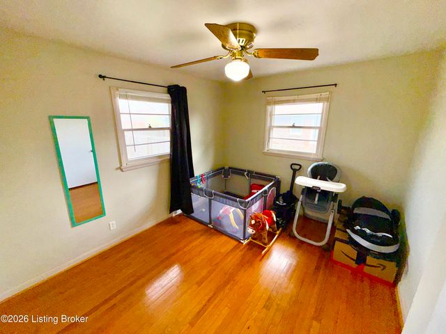 2303 Ecton Ln, Louisville, KY 40216