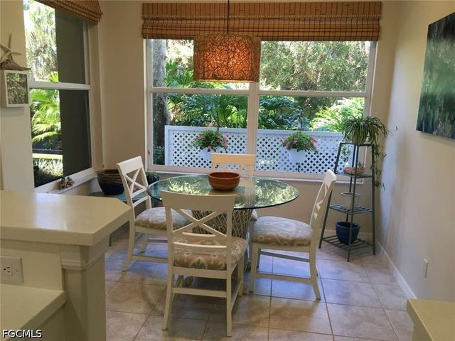 4695 Winged Foot CT 102, Naples, FL 34112