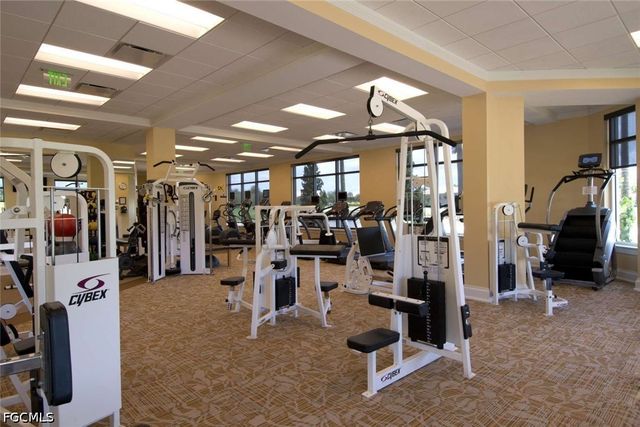 4695 Winged Foot CT 102, Naples, FL 34112