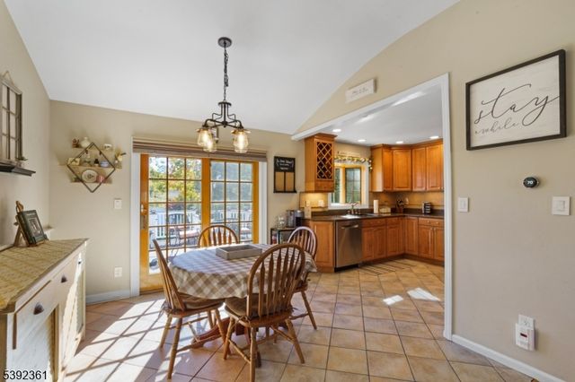 6 Ann St, Roxbury Twp., NJ 07876