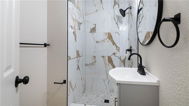 2805 Berry Avenue, Independence, MO 64057