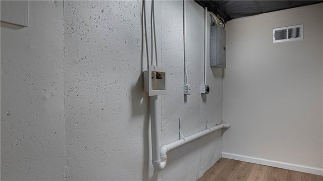 2805 Berry Avenue, Independence, MO 64057