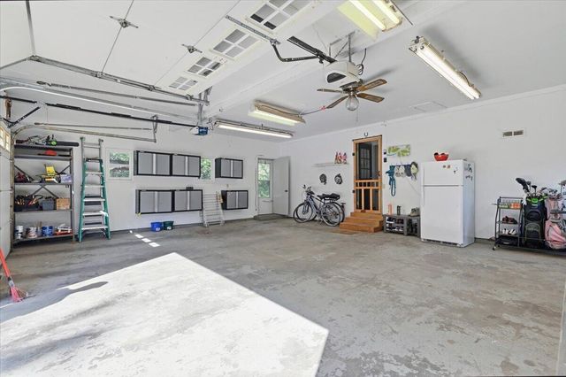 13964 WABASH Avenue, Council Bluffs, IA 51503