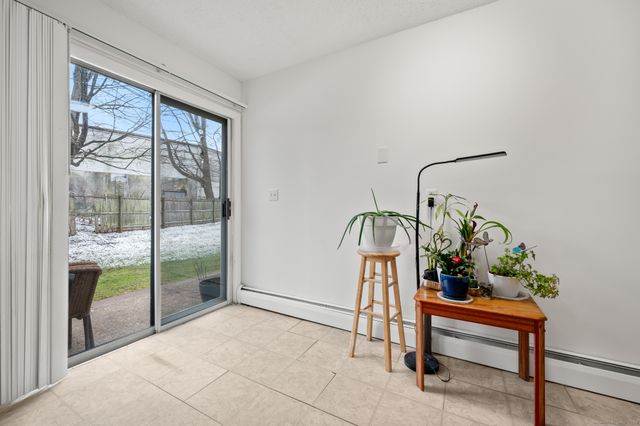 16 Lawton Road 22, Manchester, CT 06042