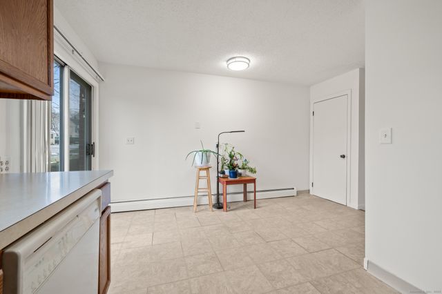 16 Lawton Road 22, Manchester, CT 06042