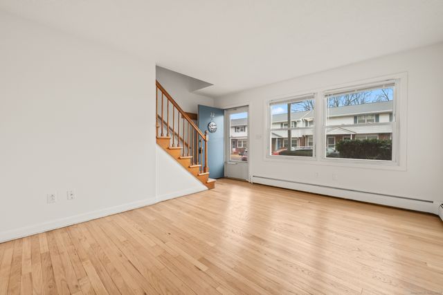 16 Lawton Road 22, Manchester, CT 06042