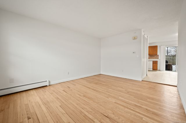 16 Lawton Road 22, Manchester, CT 06042