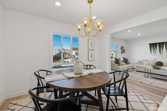 1607 44th Avenue, San Francisco, CA 94122