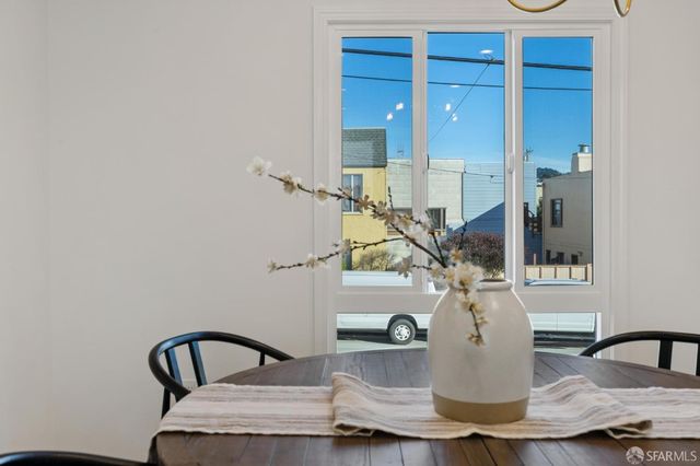 1607 44th Avenue, San Francisco, CA 94122
