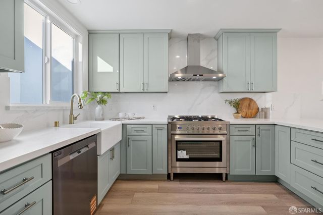1607 44th Avenue, San Francisco, CA 94122