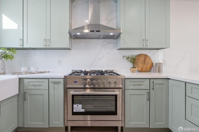 1607 44th Avenue, San Francisco, CA 94122