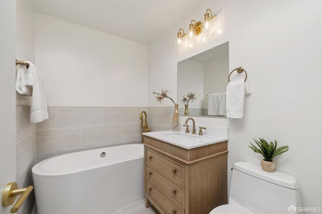 1607 44th Avenue, San Francisco, CA 94122