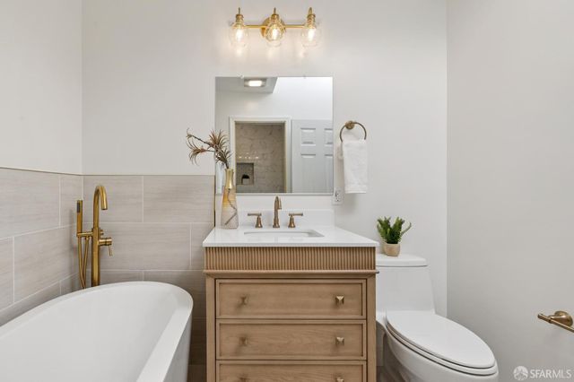 1607 44th Avenue, San Francisco, CA 94122