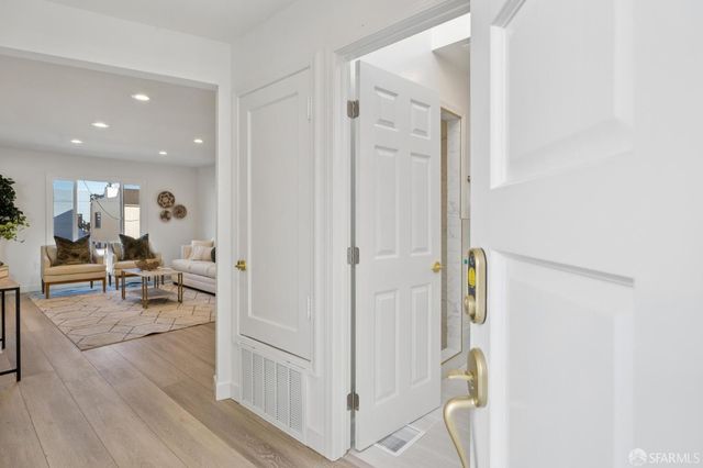 1607 44th Avenue, San Francisco, CA 94122