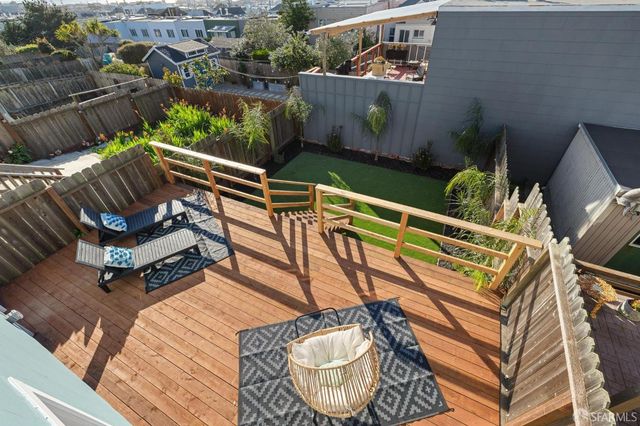 1607 44th Avenue, San Francisco, CA 94122