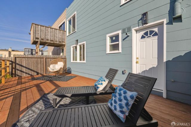 1607 44th Avenue, San Francisco, CA 94122