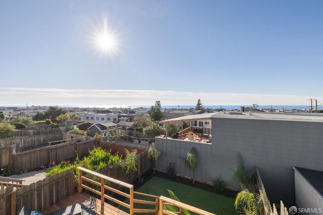1607 44th Avenue, San Francisco, CA 94122