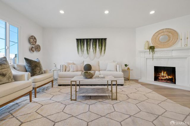 1607 44th Avenue, San Francisco, CA 94122