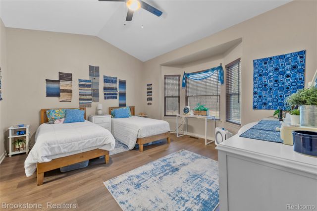 3568 Grove Lane, Auburn Hills, MI 48326