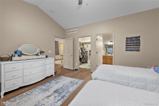 3568 Grove Lane, Auburn Hills, MI 48326