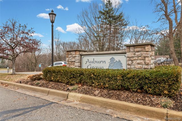 3568 Grove Lane, Auburn Hills, MI 48326