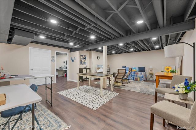 3568 Grove Lane, Auburn Hills, MI 48326