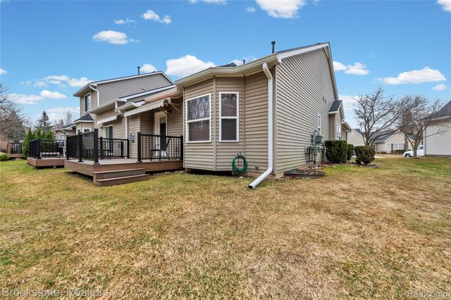 3568 Grove Lane, Auburn Hills, MI 48326