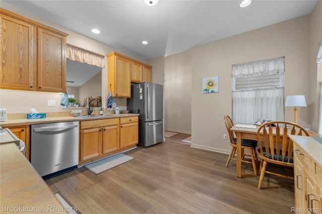 3568 Grove Lane, Auburn Hills, MI 48326