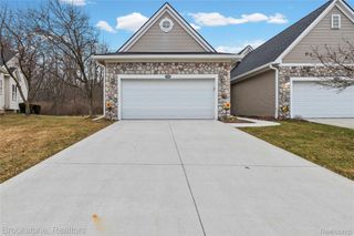 3568 Grove Lane, Auburn Hills, MI 48326