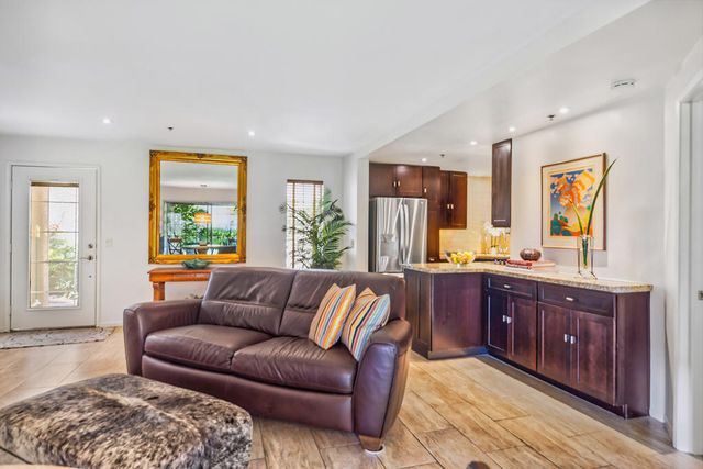 2700 Lawrence Crossley Road 103, Palm Springs, CA 92264