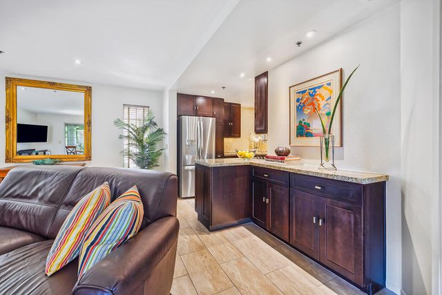 2700 Lawrence Crossley Road 103, Palm Springs, CA 92264