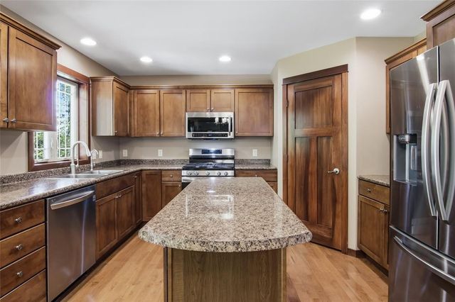 5446 Benjamin Street, Eau Claire, WI 54703