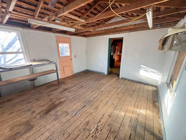 406 S Cockrell St, Alpine, TX 79830