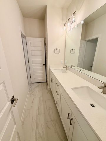 502 Calico Avenue, Fayetteville, AR 72704