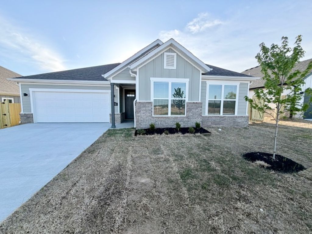 502 Calico Avenue, Fayetteville, AR 72704
