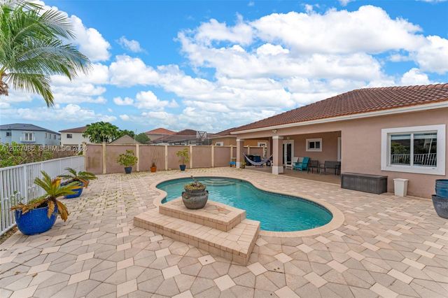 4449 SW 164th Path, Miami, FL 33185