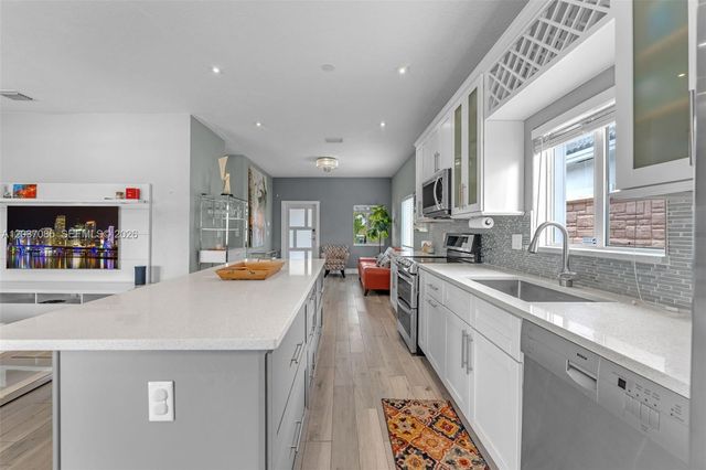 4449 SW 164th Path, Miami, FL 33185