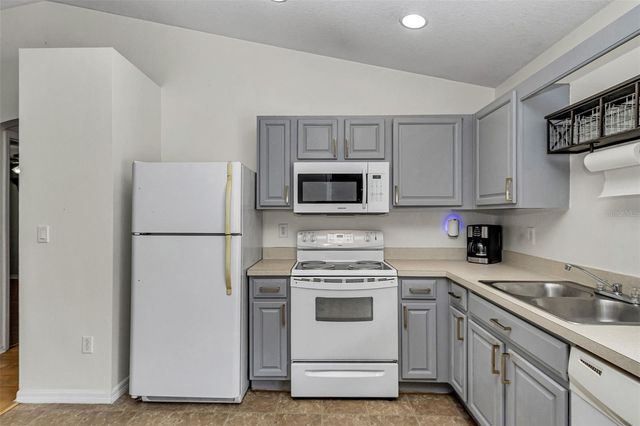 4963 SW HYACINTH COURT, Dunnellon, FL 34431