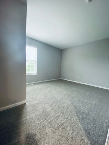 337 Devoe Drive 337, Oswego, IL 60543