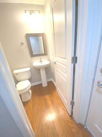 337 Devoe Drive 337, Oswego, IL 60543