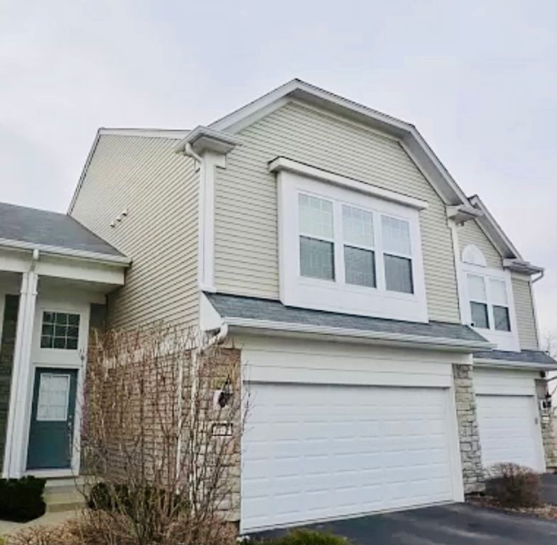 337 Devoe Drive 337, Oswego, IL 60543