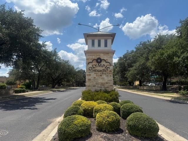 11708 Bruce Jenner LN, Austin, TX 78748