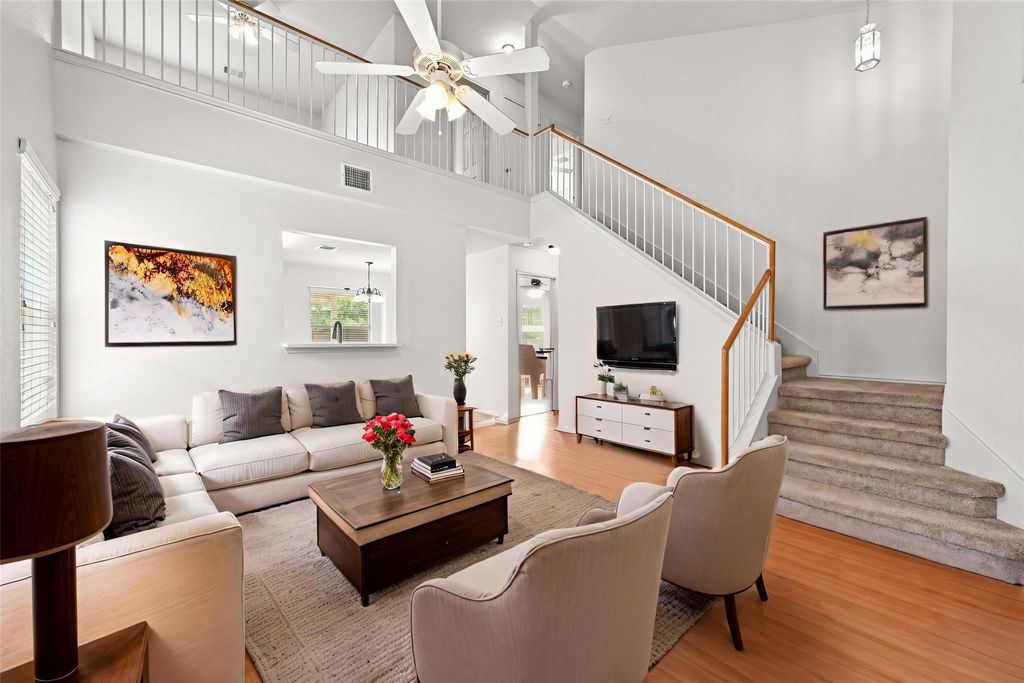 11708 Bruce Jenner LN, Austin, TX 78748