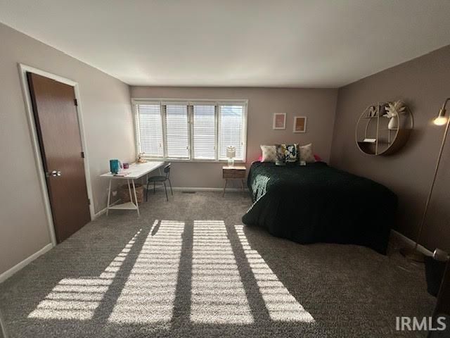 5537 South Wayne Avenue, Fort Wayne, IN 46807