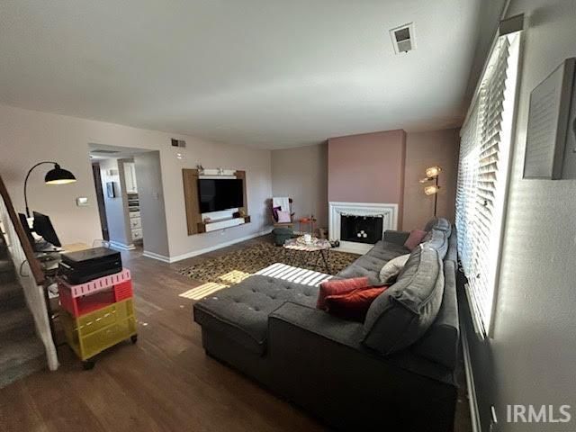 5537 South Wayne Avenue, Fort Wayne, IN 46807