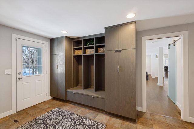 4360 Chimo East Street, Deephaven, MN 55391