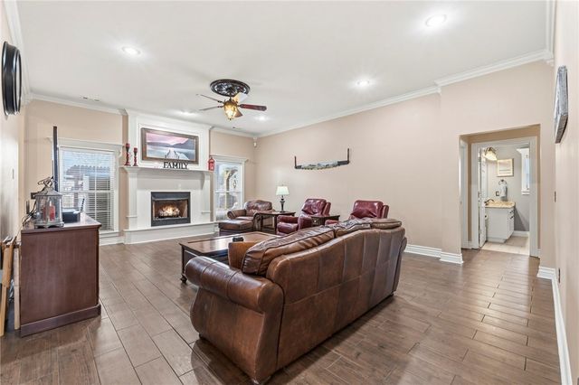 6616 W Pagosa Place, Fayetteville, AR 72704